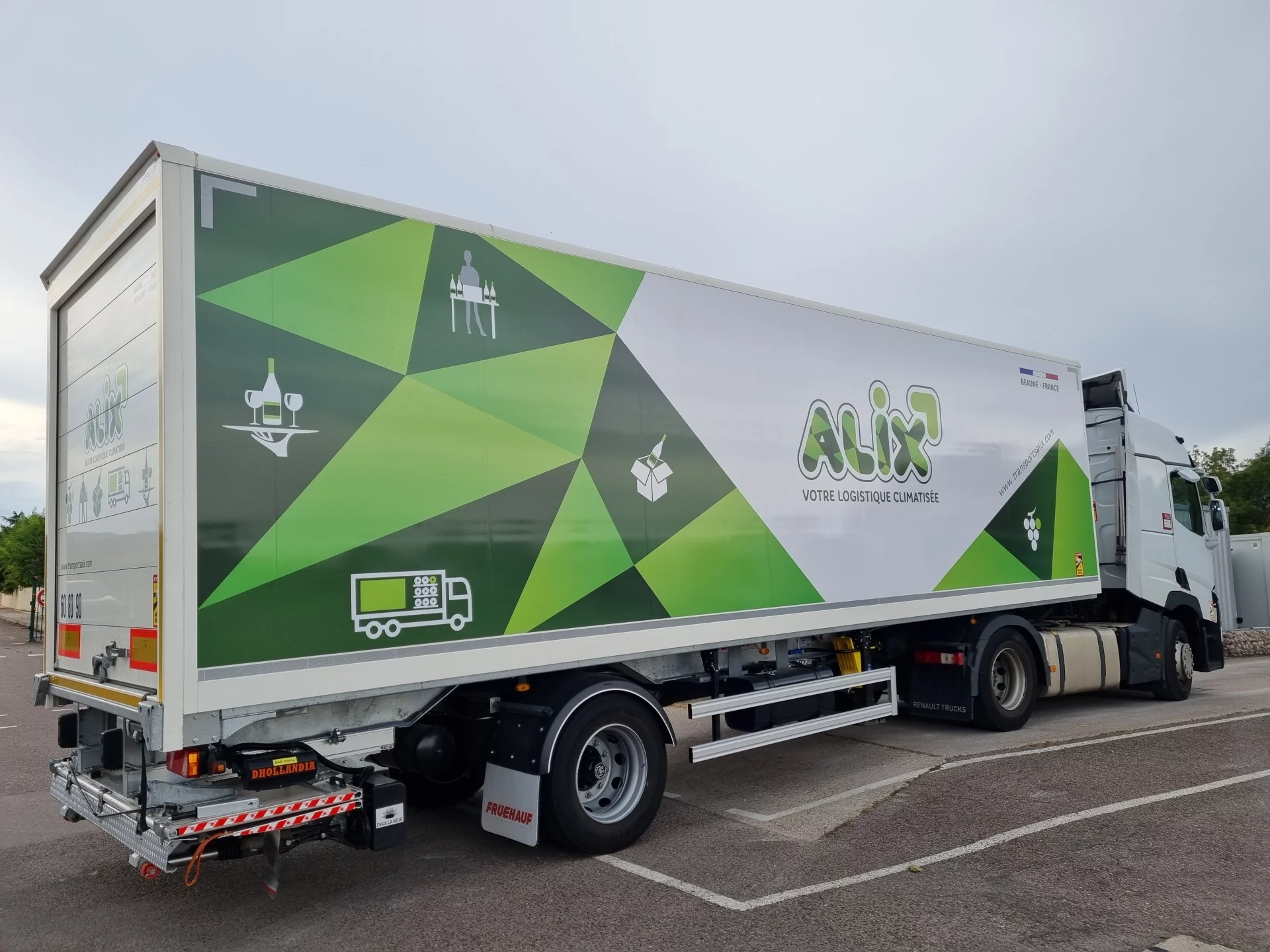 Porteur Fourgon hayon 16 Tonnes